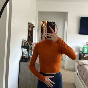 Artizia Wilfred - Haiku Mockneck